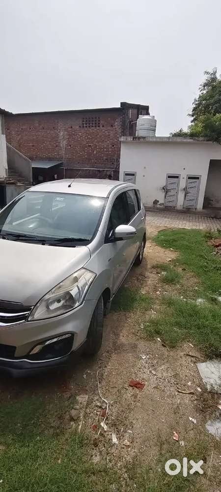 Maruti Suzuki Ertiga 2017 Diesel Pus Button Start Donon Remote Hai