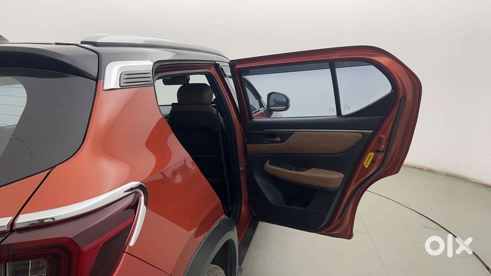 Honda Elevate Zx Cvt, 2023, Petrol
