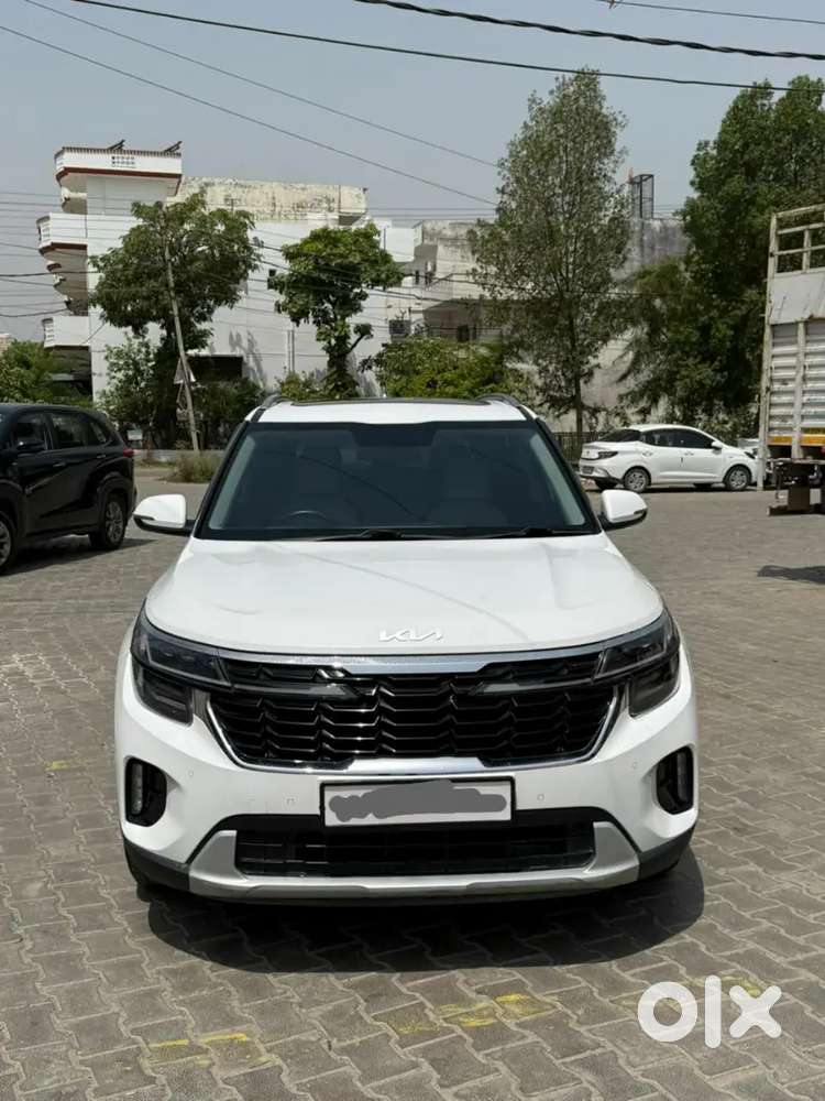 Kia Seltos 2023 Petrol 14000 Km Driven
