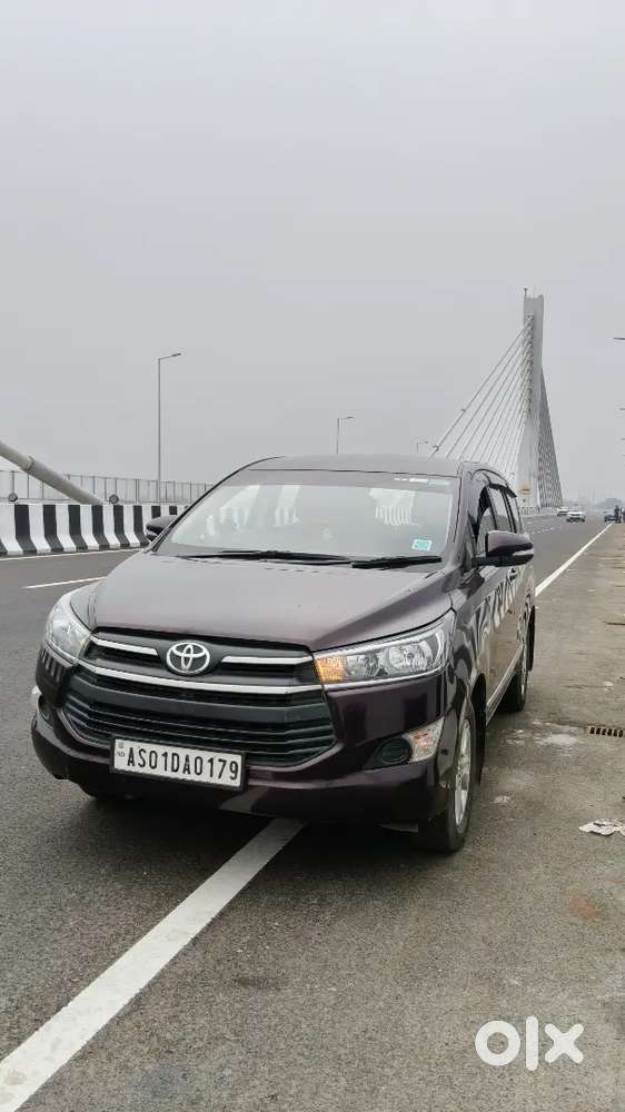 Toyota Innova Crysta 2.4g , Captain Seats , 65000km Only.