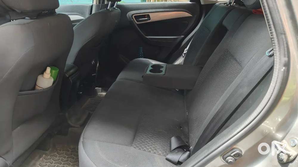 Maruti Suzuki Brezza Zxi 2021 Plus At