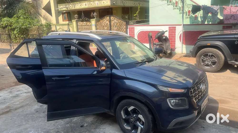 Hyundai Venue 2021 Diesel 88273 Km Driven