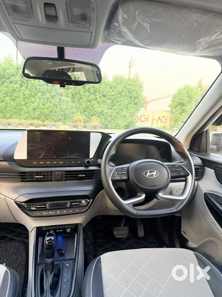 Hyundai New I20 1.2 Asta (o) Ivt, 2023, Petrol