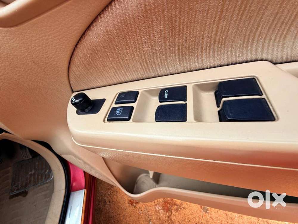 Maruti Suzuki Ertiga Vxi Abs Bs Iv, 2015, Petrol