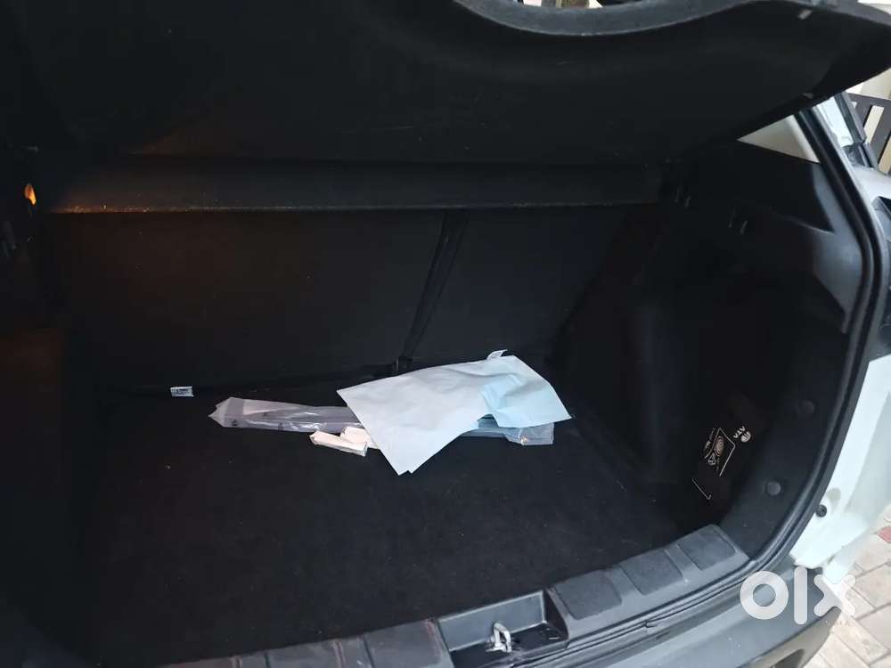 Tata Nexon 2021 Petrol Car (single Owner Great Condition)