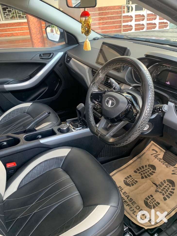 Tata Nexon 1.2 Revotron Xma Amt (s), 2023, Petrol