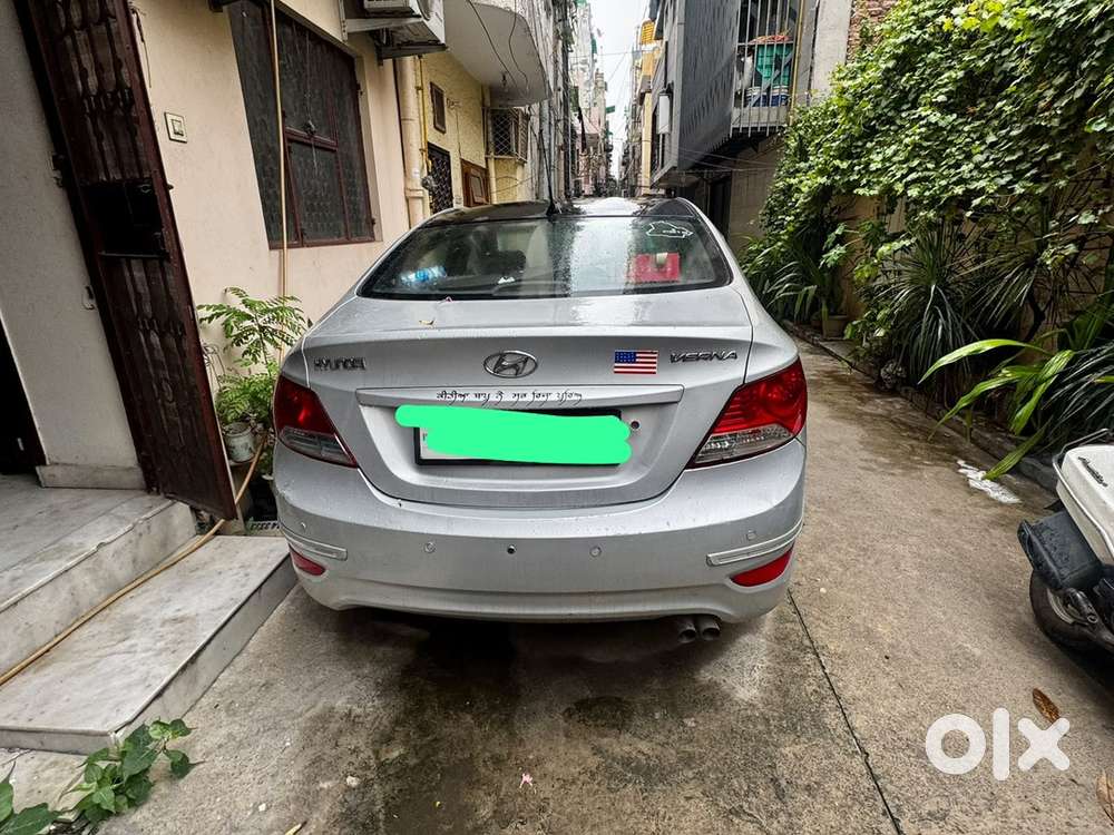 Hyundai Verna Petrol 2013