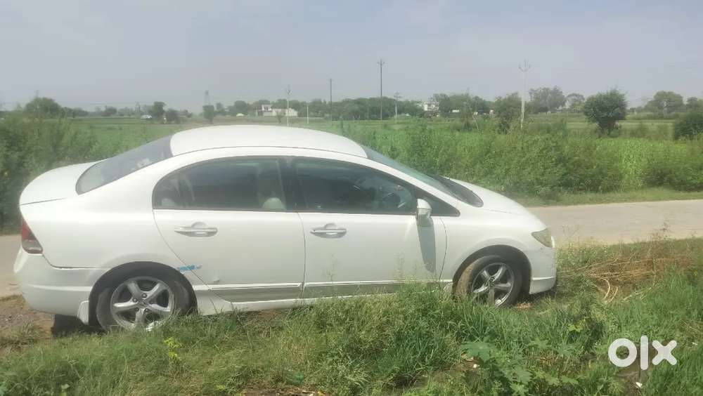 Honda Civic 2012 Cng & Hybrids 100000 Km Driven