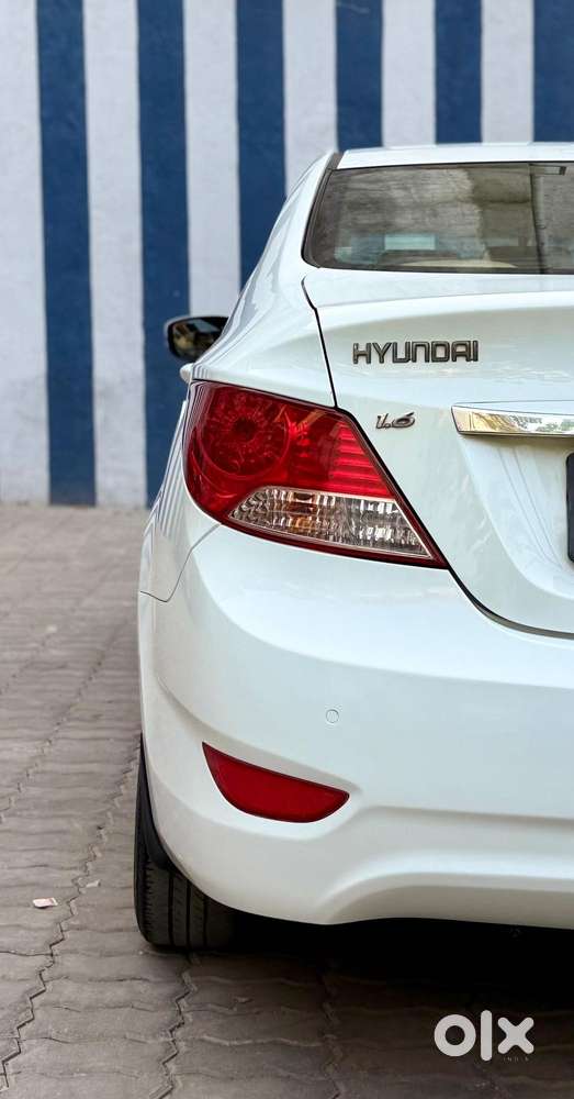 Hyundai Verna, 2012, Petrol