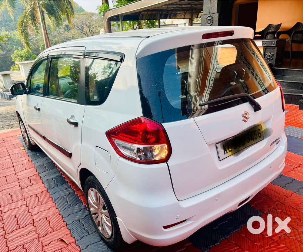 Maruti Suzuki Ertiga 2013 Diesel Well Maintained
