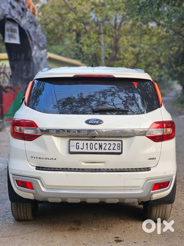 Ford Endeavour 3.2 Titanium 4x4 At, 2017, Diesel