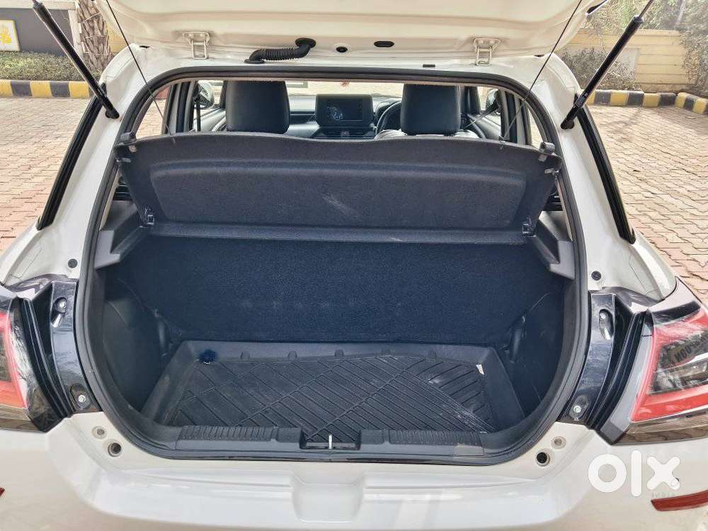 Maruti Suzuki Swift Vxi 1.2 Abs Bs-iv, 2024, Petrol