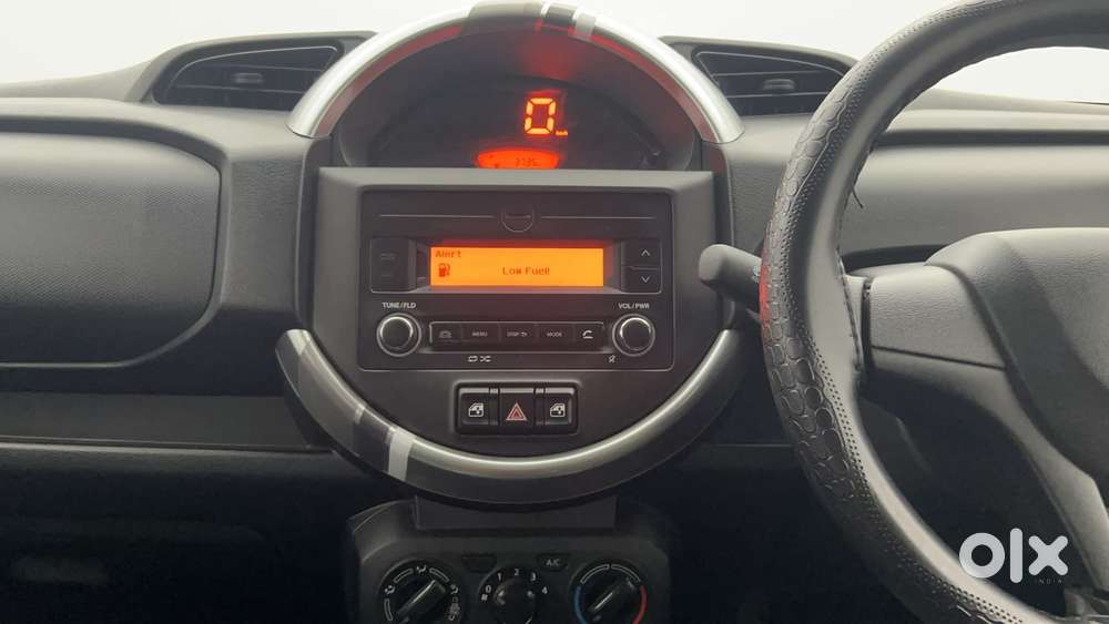 Maruti Suzuki S-presso Vxi, 2023, Petrol