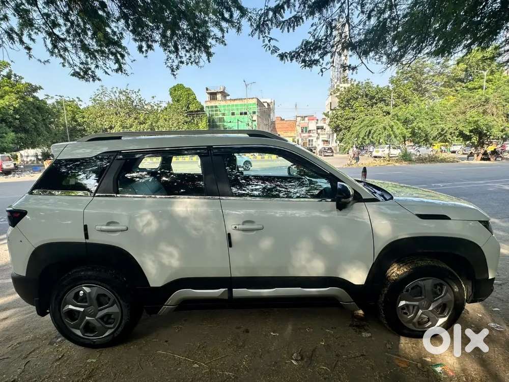 Maruti Suzuki Brezza 2023 Lxi Cng Brand New Condition 14846km Driven