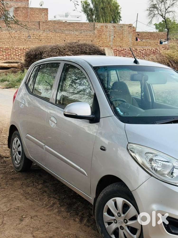 Hyundai Car Automatic 2012