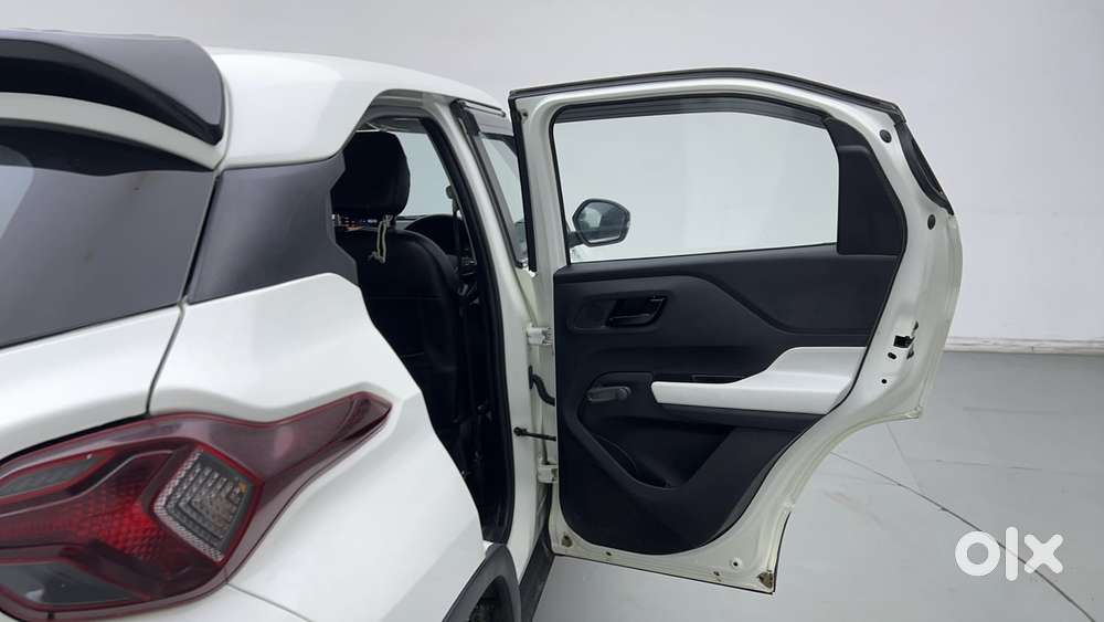 Tata Punch Pure, 2022, Petrol