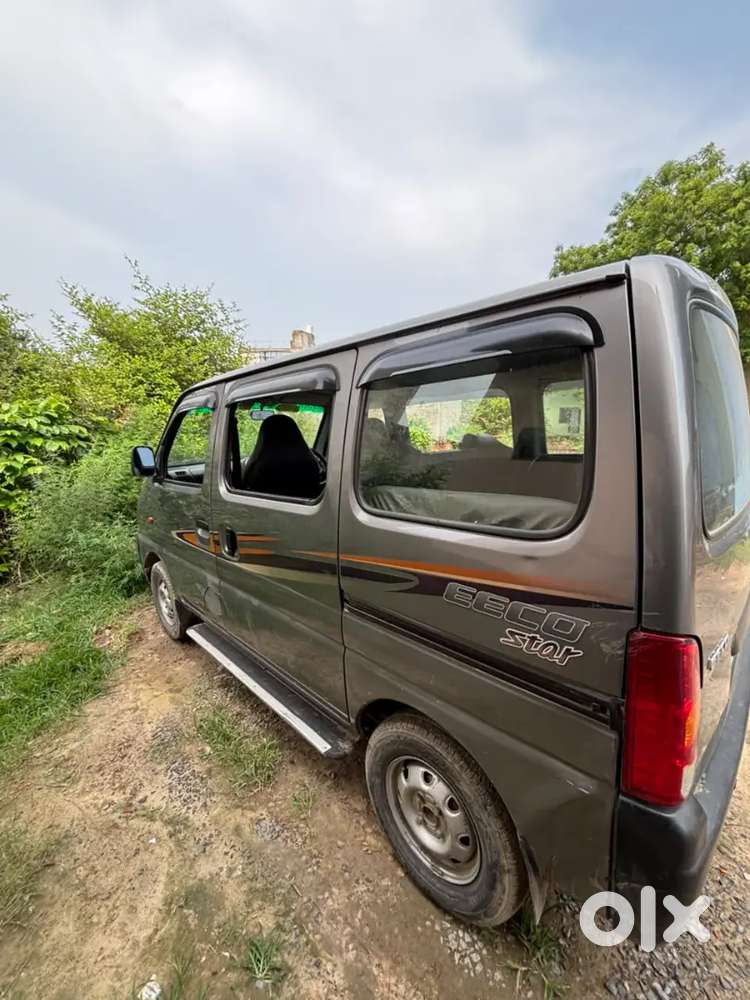 Maruti Suzuki Eeco 2022 With Comfort Features
