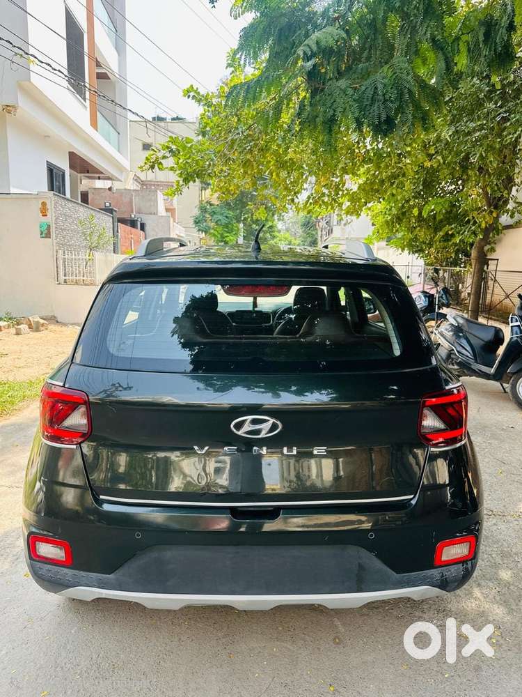 Hyundai Venue, 2020, Petrol