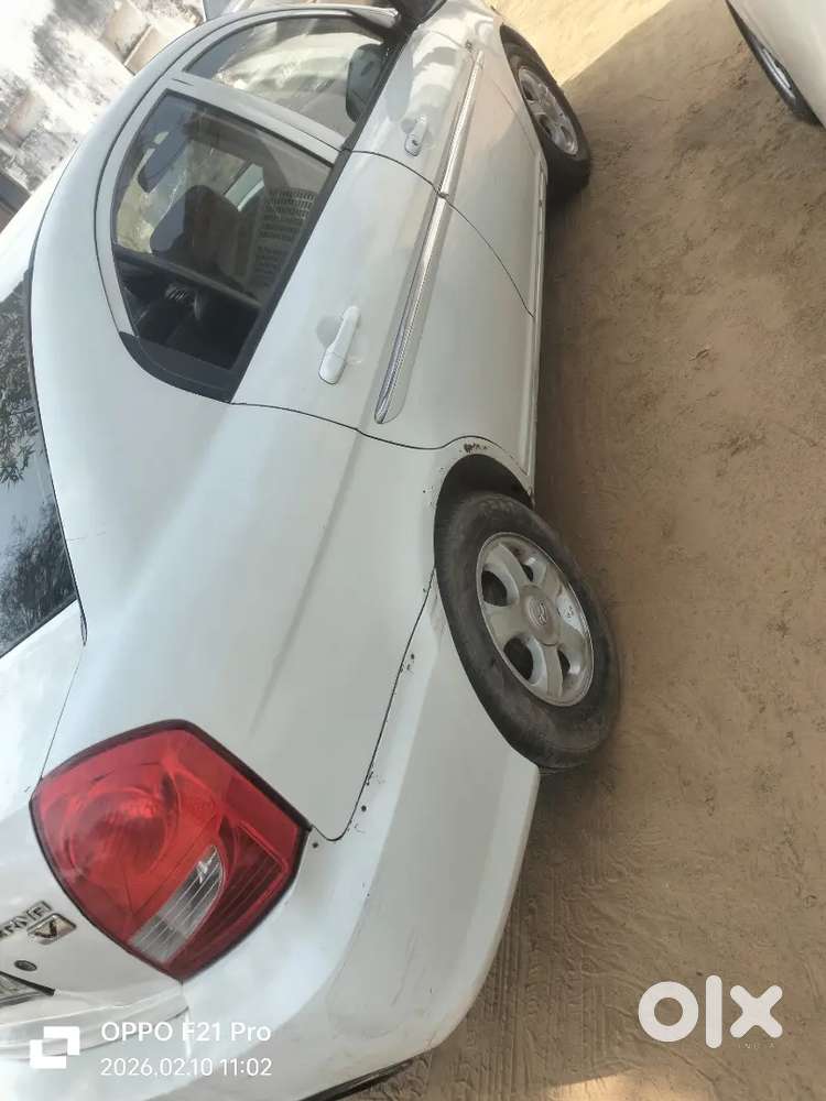 Hyundai Verna 2010 Diesel 90000 Km Driven
