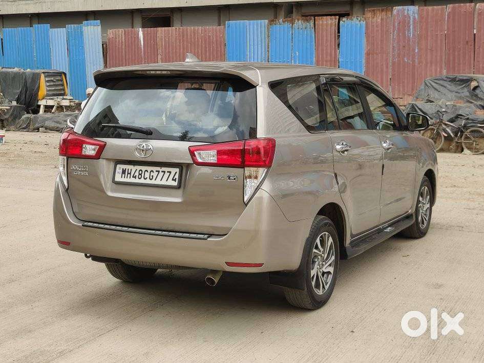 Toyota Innova Crysta [2020-ongoing] 2.4 Gx 8 Str, 2022, Diesel