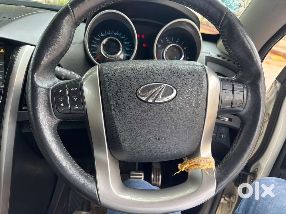 Mahindra Xuv500 Showroom Track