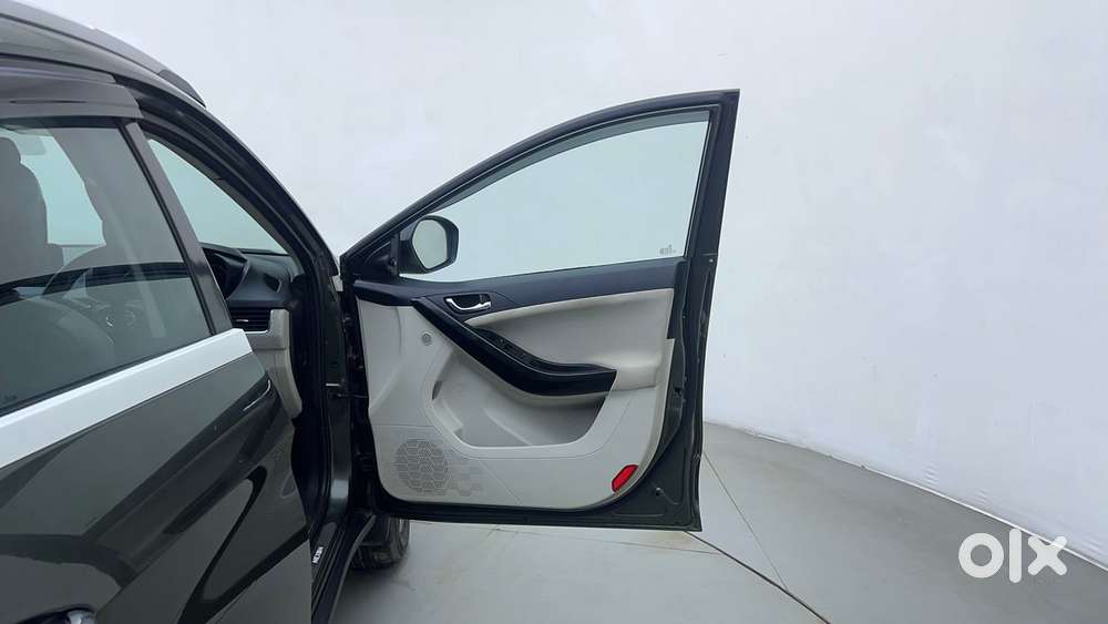 Tata Nexon 1.2 Revotron Xz Plus, 2021, Petrol