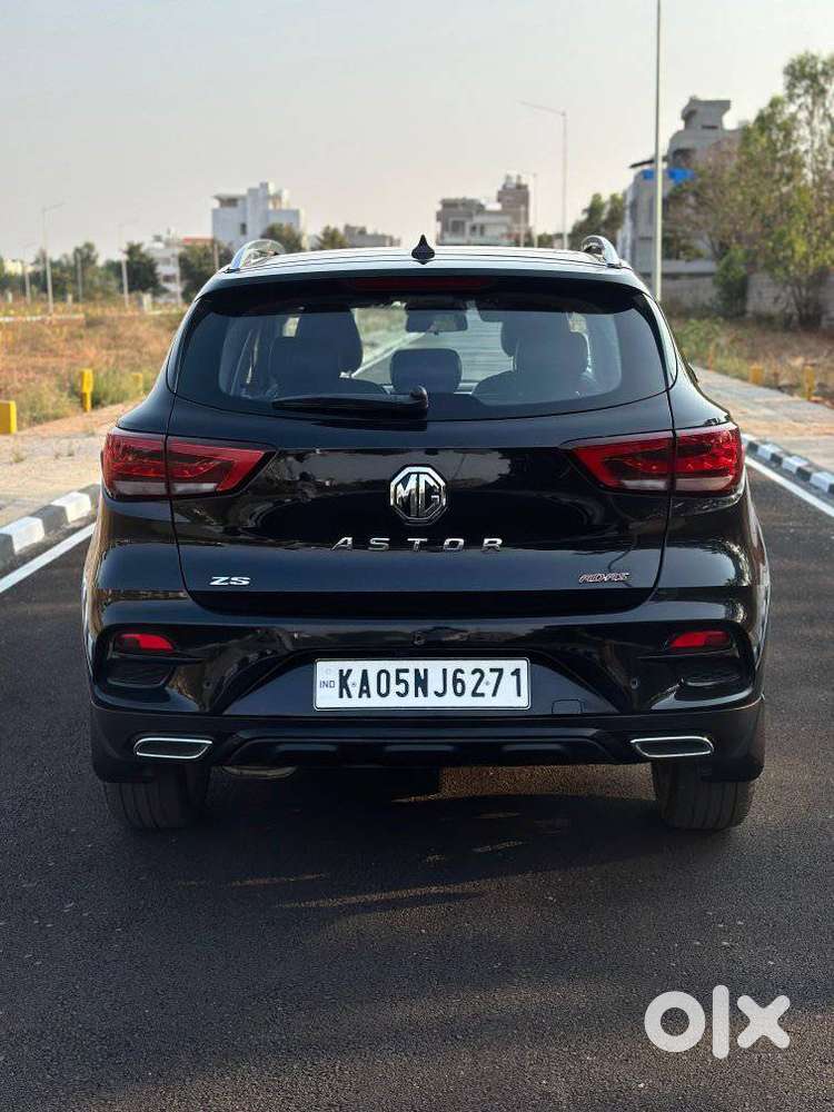 Mg Astor 1.3 Savvy Turbo At S Red, 2023, Petrol