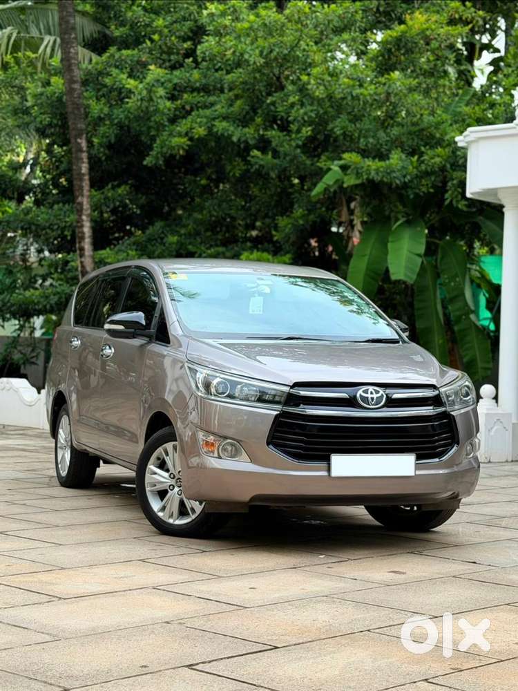 Toyota Innova Crysta 2.4 Z 7 Str, 2016, Diesel