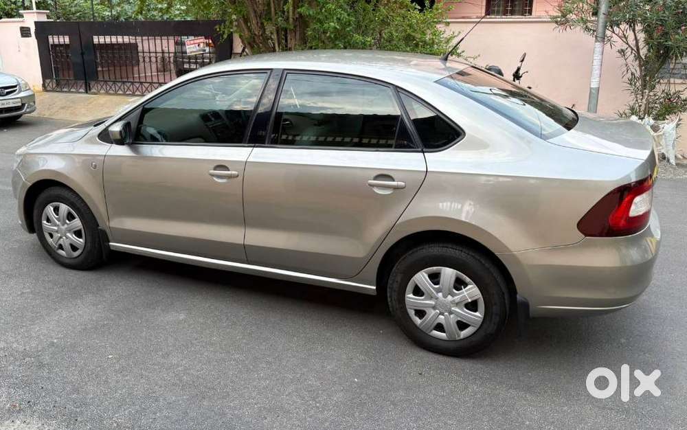 Skoda Rapid 2011-2013 1.6 Tdi Ambition Plus, 2012, Diesel