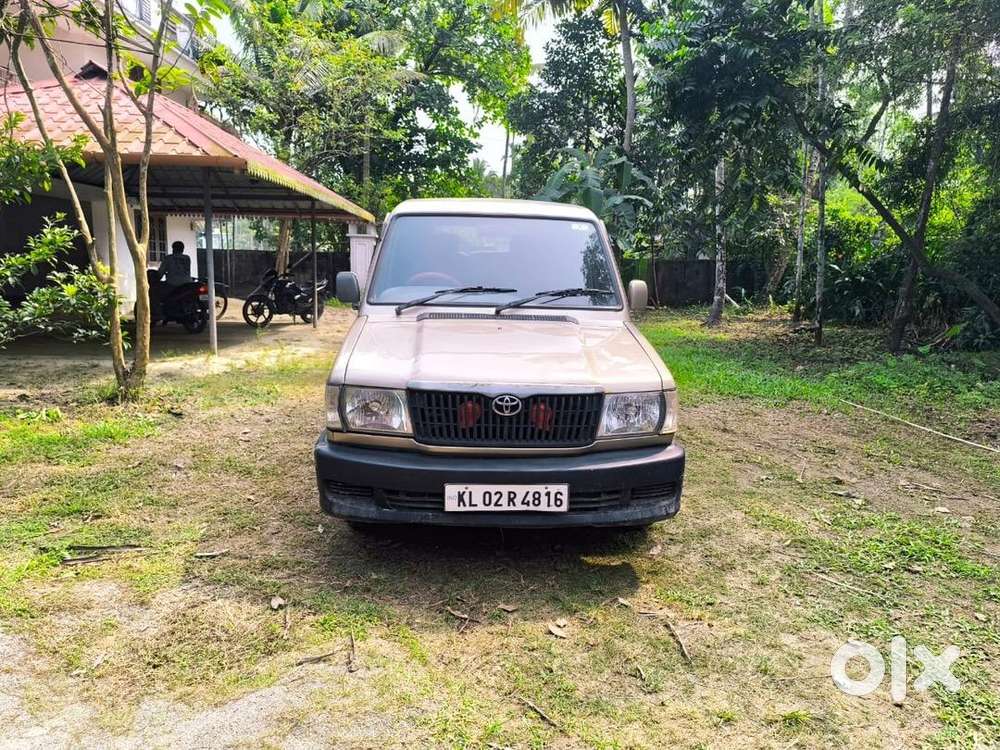 Toyota Qualis 2004 Good Condition