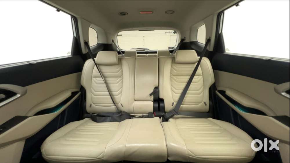 Kia Carens 1.4 Luxury Plus Dct 7 Str, 2022, Petrol