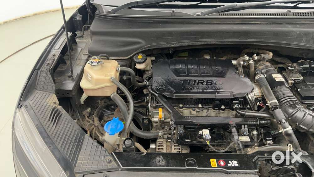 Hyundai Alcazar 1.5 Tdct Signature (o) 7s Petrol, 2023, Petrol