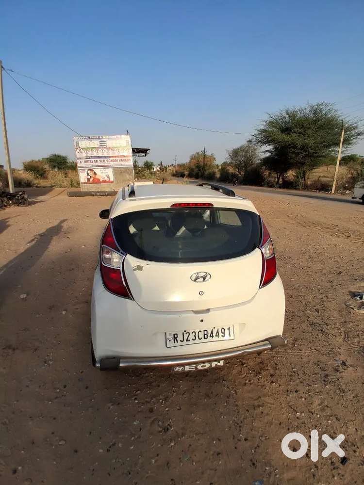 Hyundai Eon 2015 Petrol Well Maintained