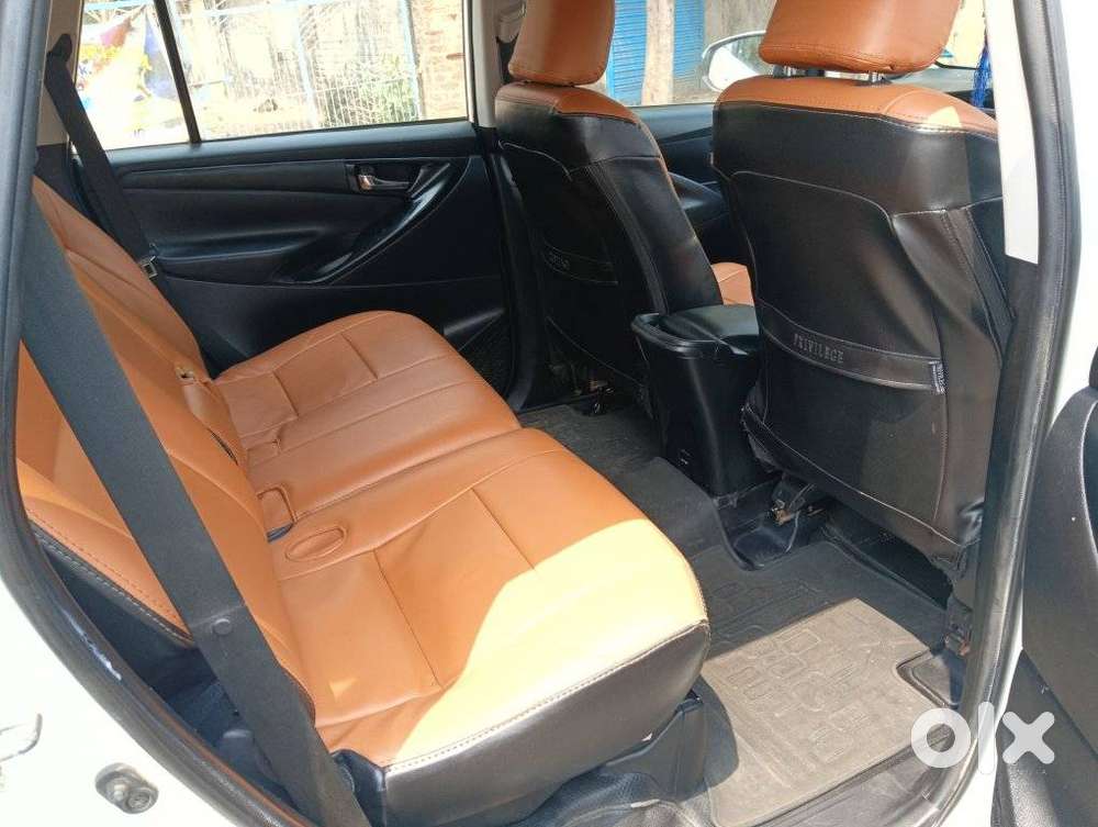 Toyota Innova Crysta 2.4 G Mt 8s, 2018, Diesel