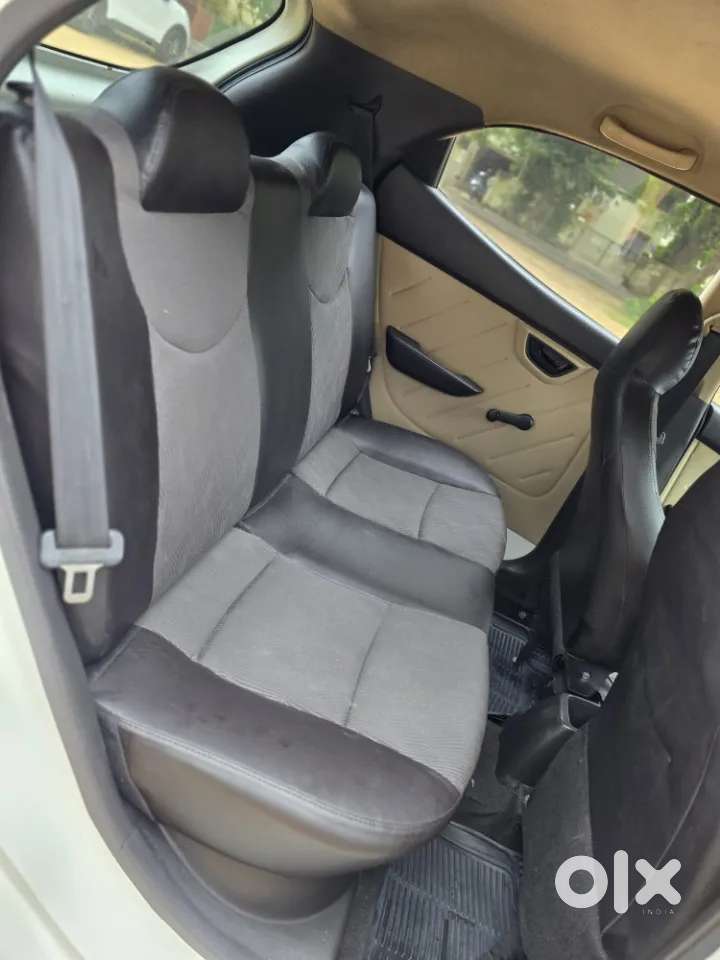 Hyundai Eon Era, 2012, Petrol