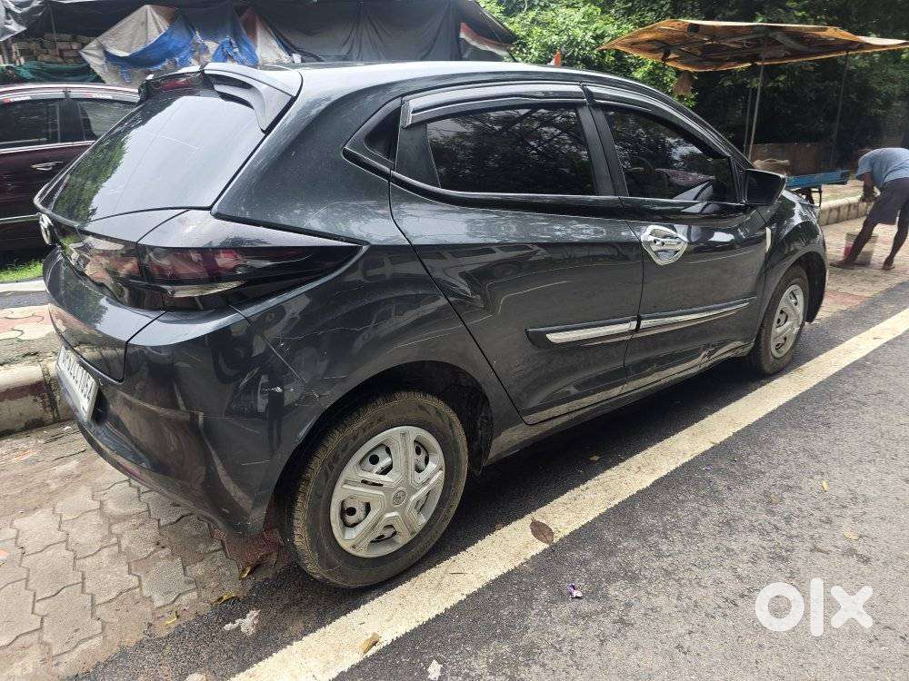 Tata Altroz 1.2 Xm, 2022, Petrol