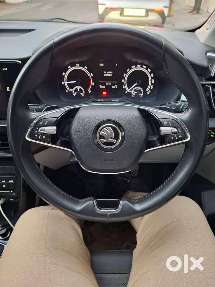 Skoda Kushaq 1.0 Tsi Style At (6 Airbags), 2022, Petrol