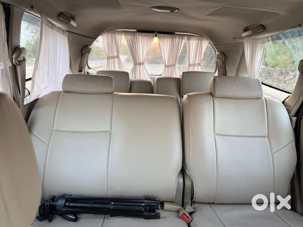 Toyota Innova 2.5 Vx 8 Str Bs-iii, 2013, Diesel