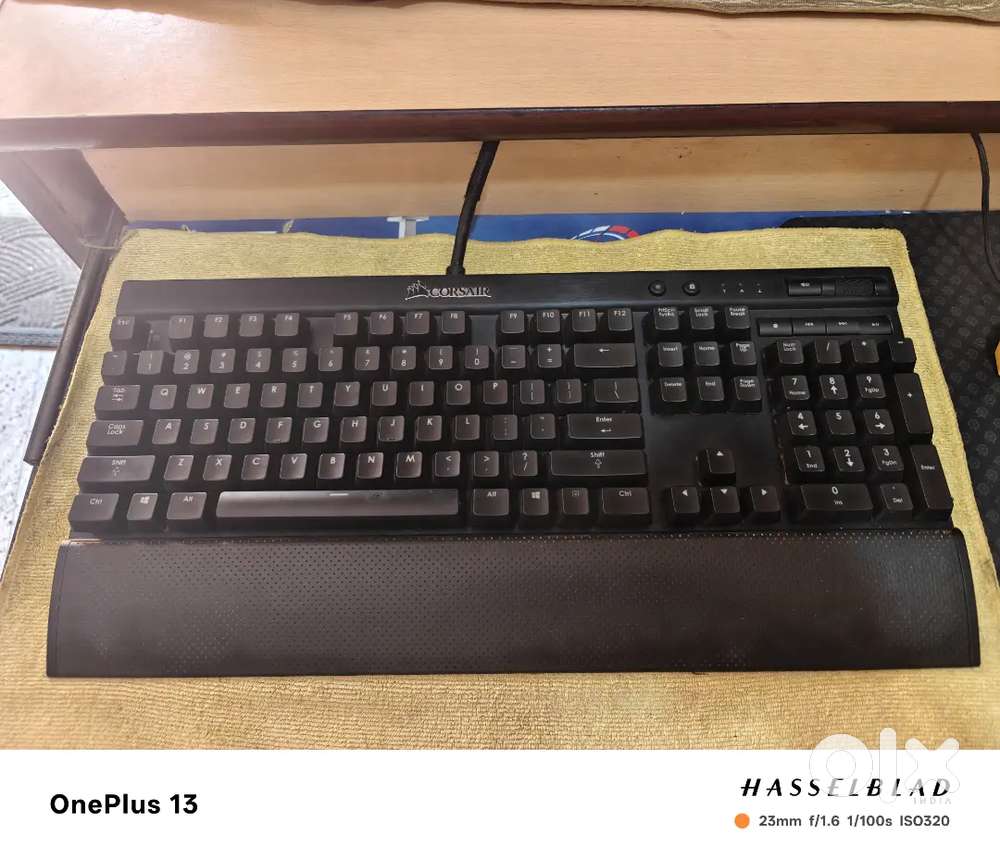 Corsair Gaming keyboard & Mouse