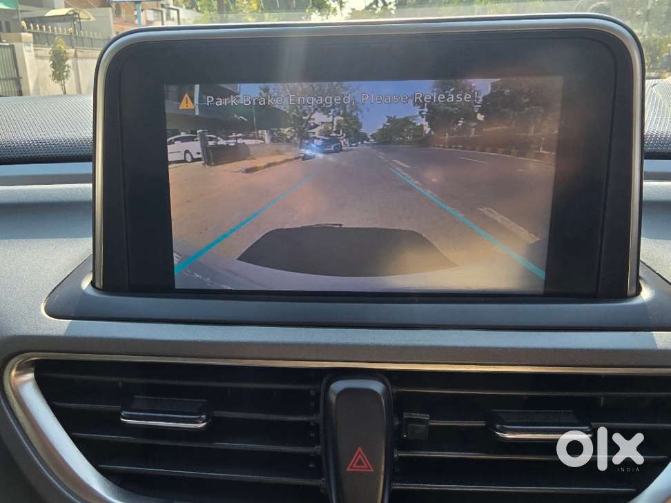 Tata Altroz Xz, 2020, Petrol