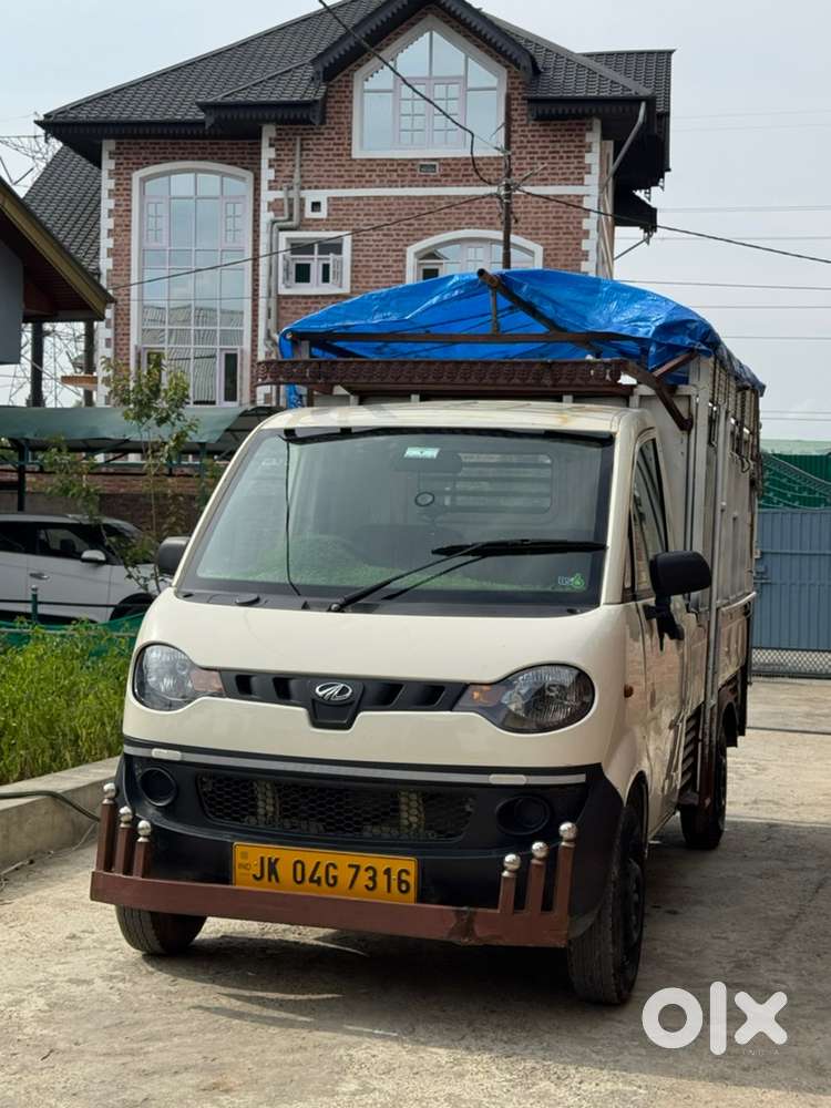 Mahindra Global Pik Up 2022 Petrol 42000 Km Driven
