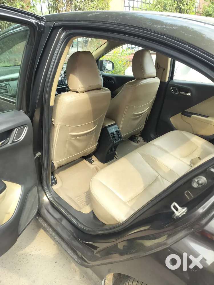 Honda City 1.5 V 2017