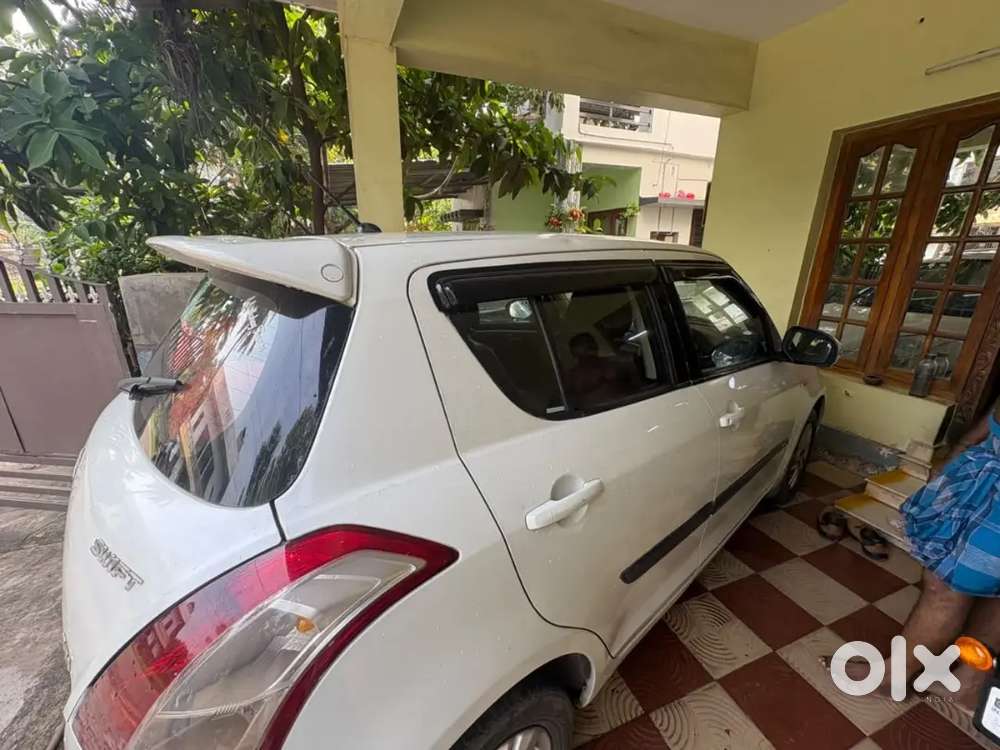 Maruti Suzuki Swift Zdi 2014
