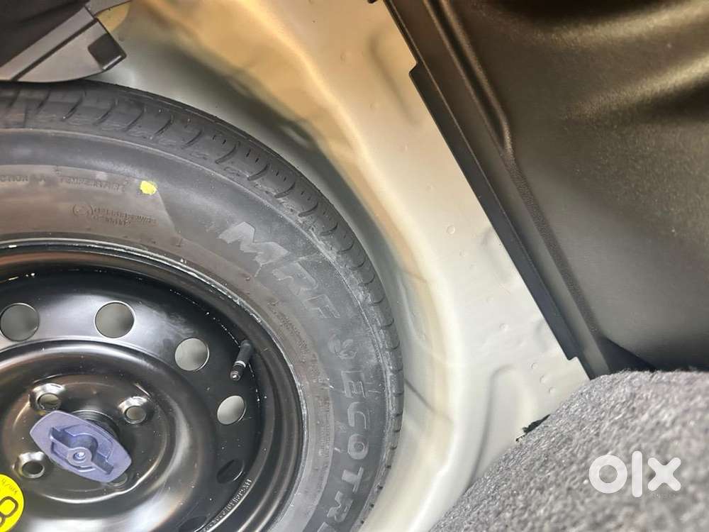 Maruti Suzuki Swift 2024 Petrol Well Maintained