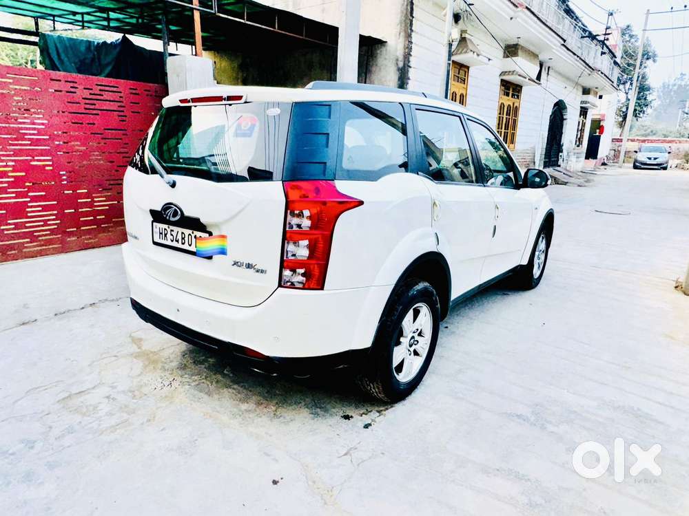 Mahindra Xuv500 W8 Dual Tone, 2013, Diesel