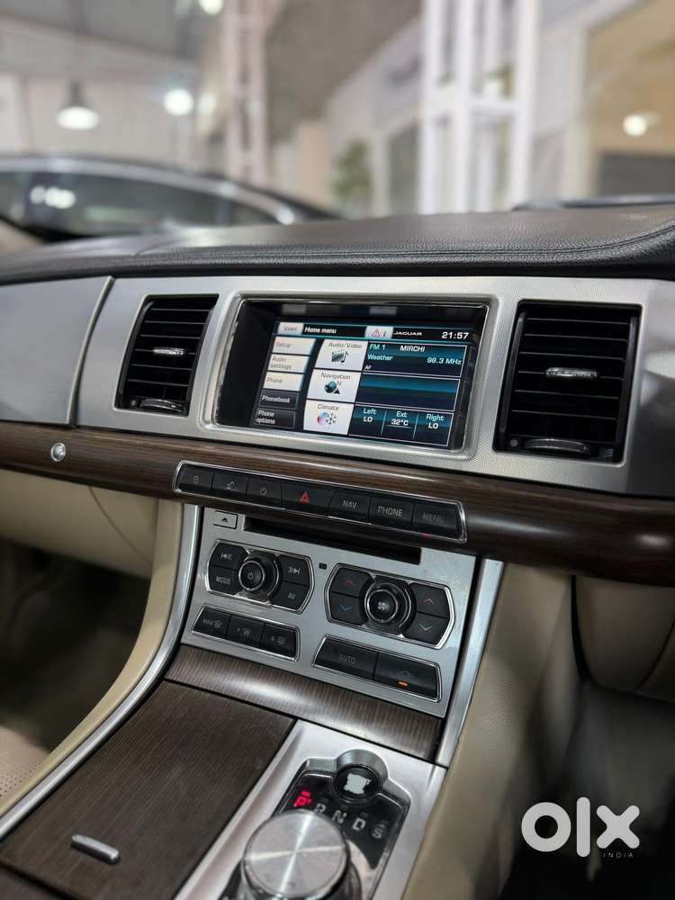 Jaguar Xf 2.2 Litre Luxury, 2013, Diesel