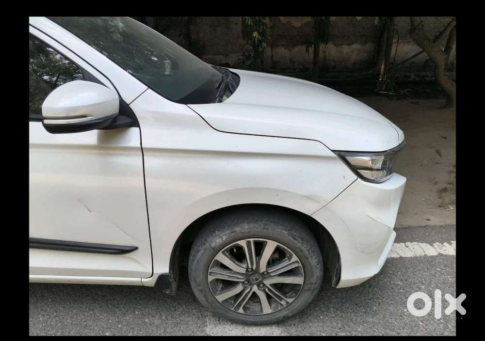 Honda Amaze 2022 Petrol 44103 Km