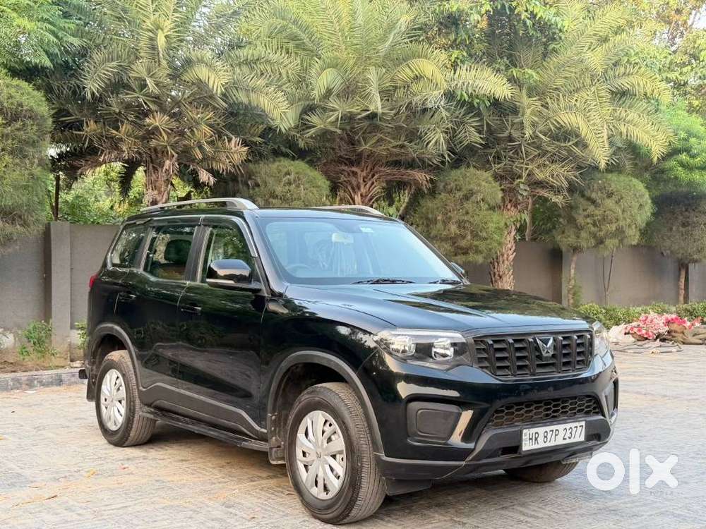 Mahindra Scorpio-n 2.0 Z2 Petrol Mt 7 Str, 2024, Petrol