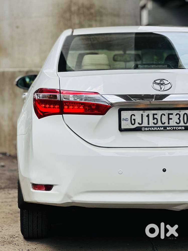 Toyota Corolla Altis G At, 2016, Petrol