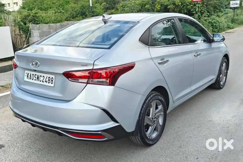 Hyundai Verna Sx With Sunroof